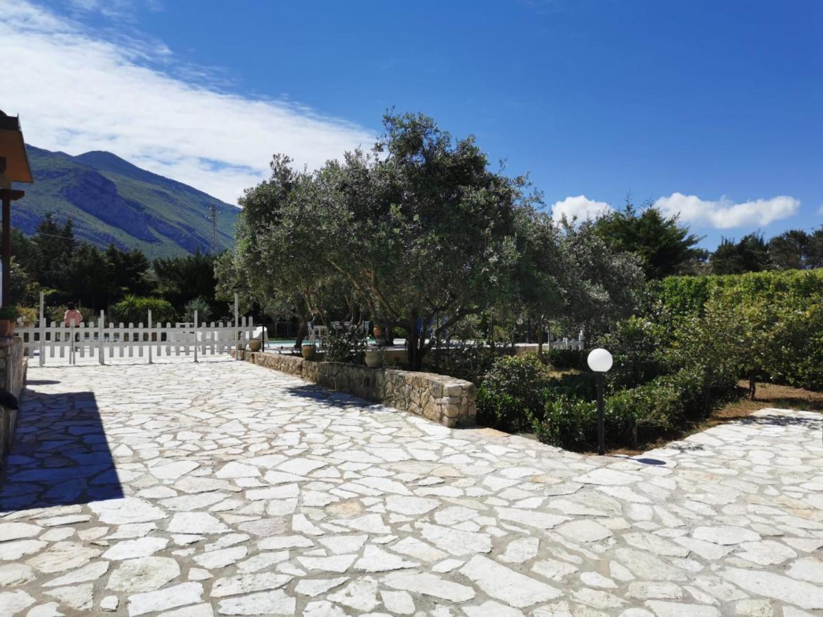 Villa Hibiscus Castellammare del Golfo Exterior photo