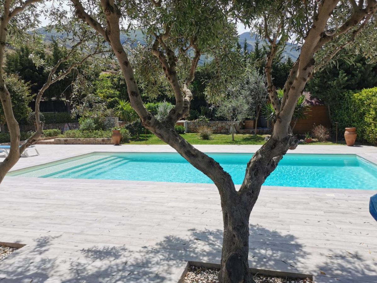Villa Hibiscus Castellammare del Golfo Exterior photo
