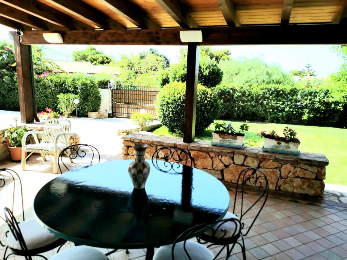 Villa Hibiscus Castellammare del Golfo Exterior photo